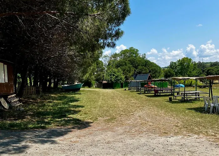 Ξενοδοχείο Pera Garden Airport 3*